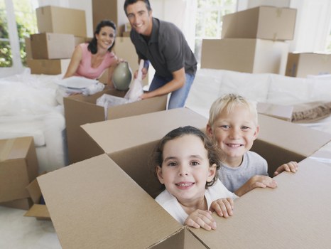House removalists helping with a South Kensington home move