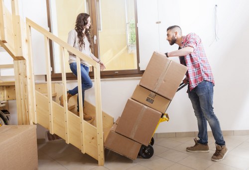 Careful loading of furniture and boxes during a South Kensington house move